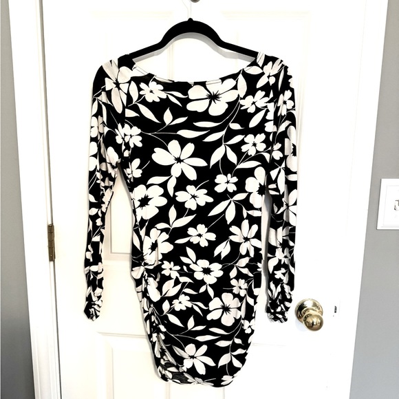 CARTISE ROUCHED TOP - Picture 3 of 6